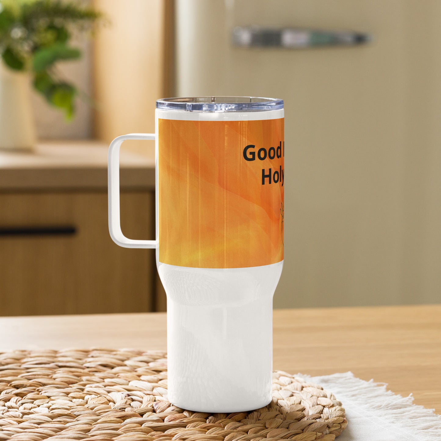 Travel mug with a handle